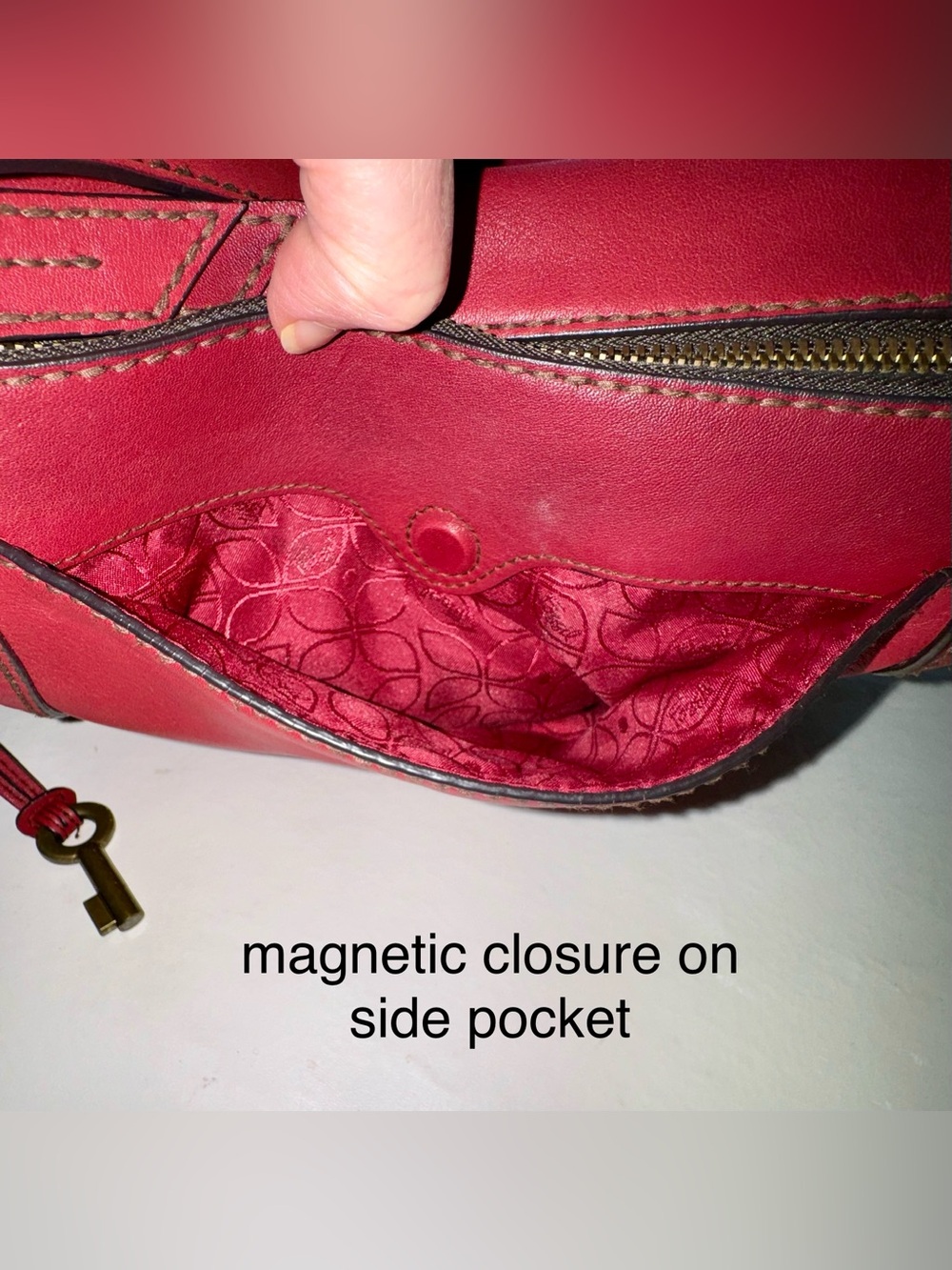 FOSSIL Red Hobo Genuine Leather Shoulder Bag or Handheld Adjustable Strap w/Key - Picture 15 of 17